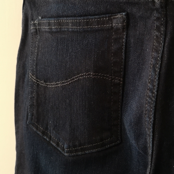 NWT Lee Jeans, Size 6 Long, Dark Blue, Relaxed Straight, Mid-rise. - Picture 7 of 7